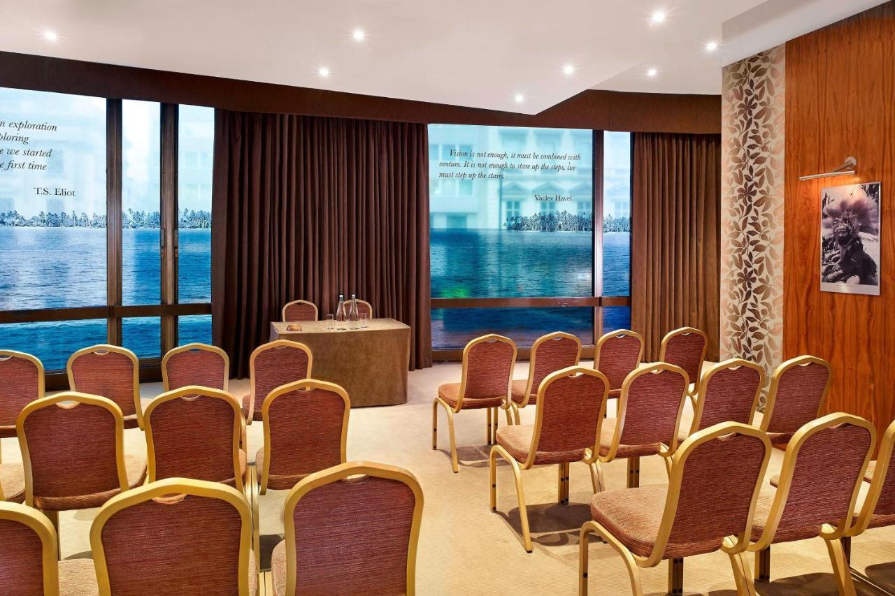 The Park Tower Knightsbridge, A Luxury Collection Hotel, Лондон Экстерьер фото Meeting room