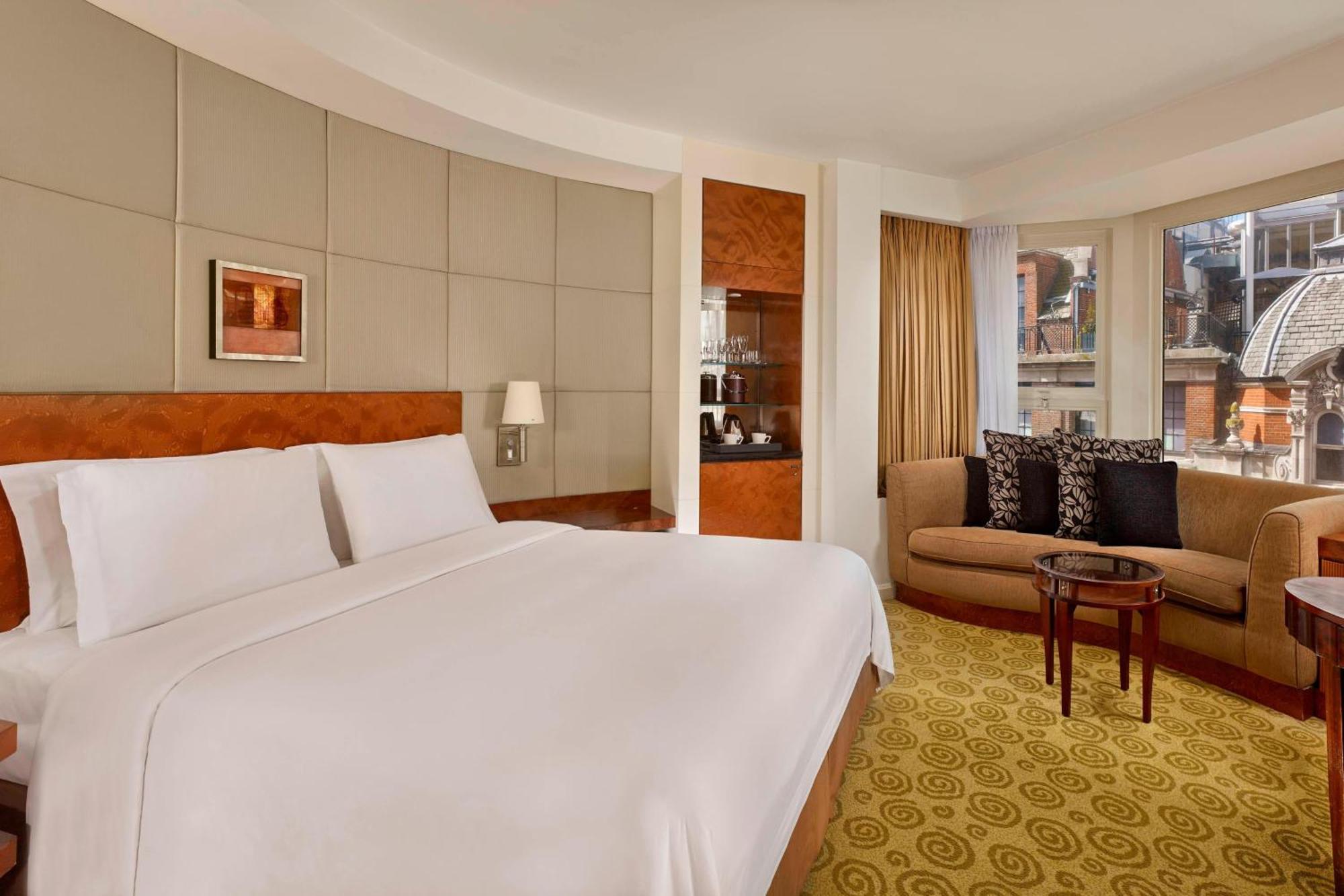 The Park Tower Knightsbridge, A Luxury Collection Hotel, Лондон Экстерьер фото